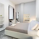 Cernaia Apartment *